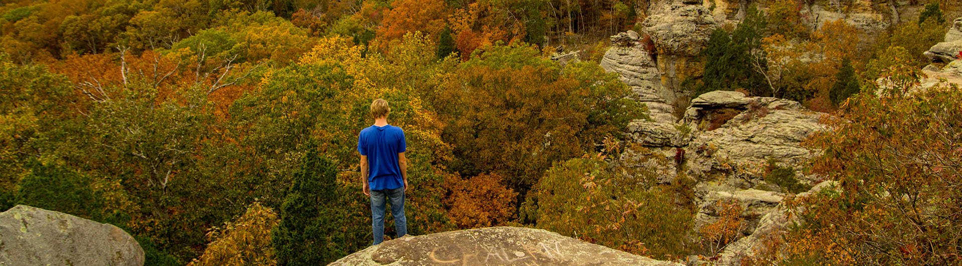 Young man looking over Garden of the Gods in the Shawnee National Forest